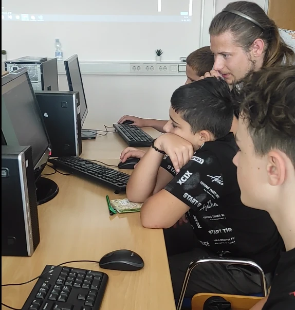 Screenshot 2023-09-19 123130